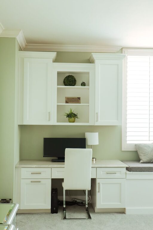 Tips for Creating a Cozy and Functional Home Office Space